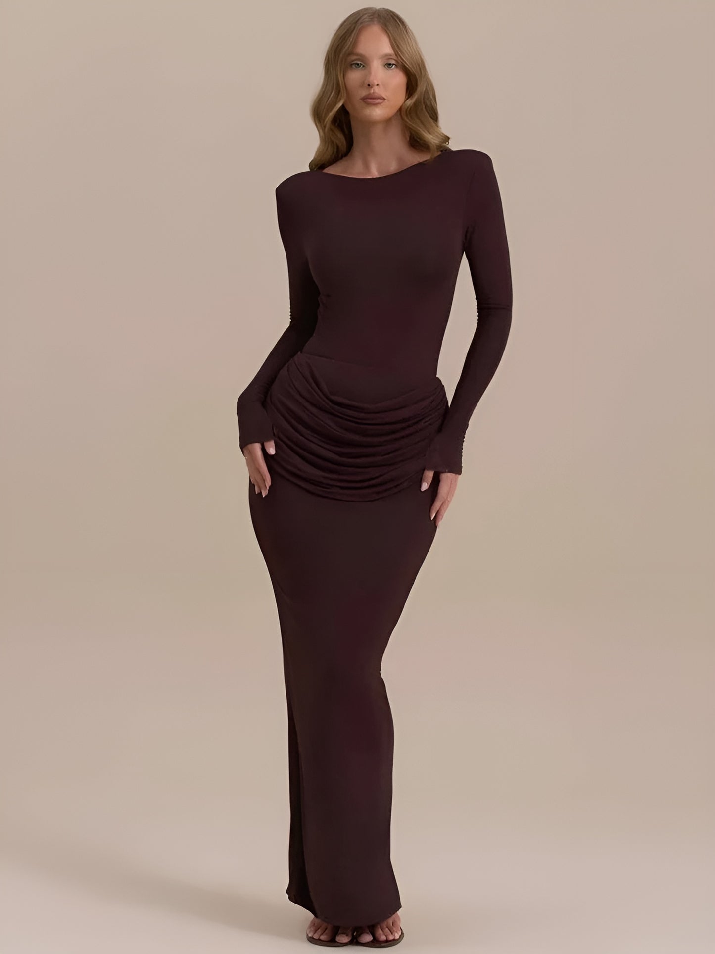 Robe Amara™ | Élégance Sculptée